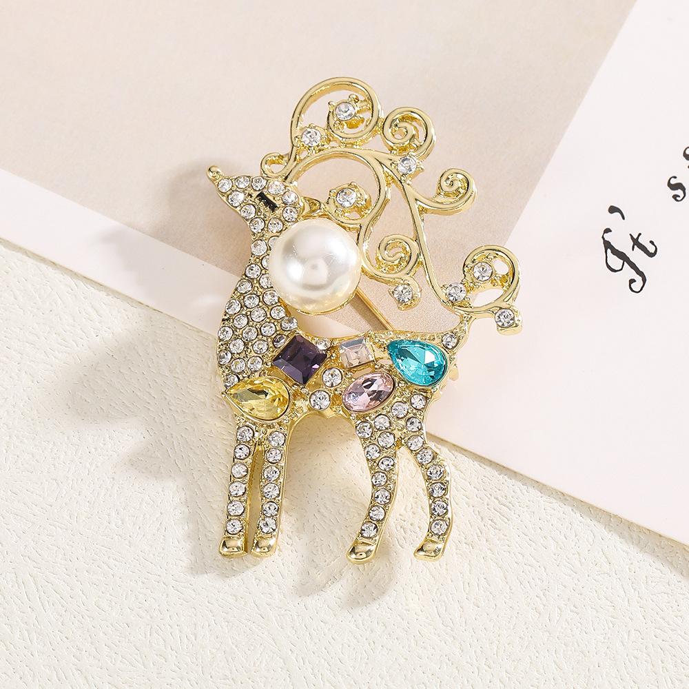 High End Reindeer Brooch, Christmas Limited Edition Deer Chest Flower, Women'S Temperament Clothing Accessories, Exquisite Holiday Accessories