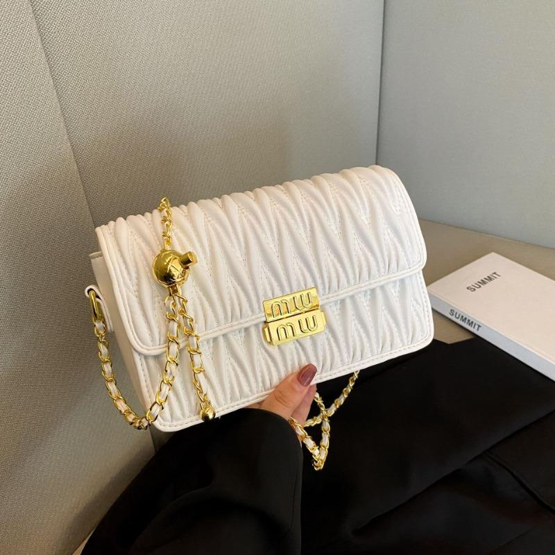 

New shoulder crossbody women s bag chain fashion trend small square bag pleated small bag белый