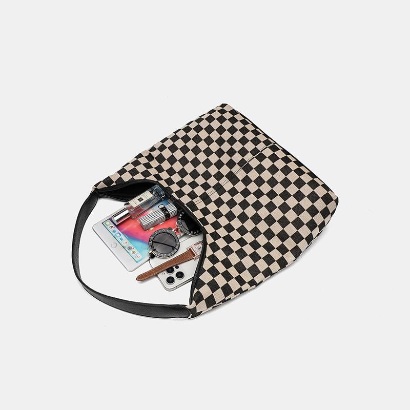 Japanese and Korean INS Classic Black and White Checkered Single Shoulder Bag Large Capacity Fashion Tote Bag Trendy Versatile Commuting Shopping Bag
