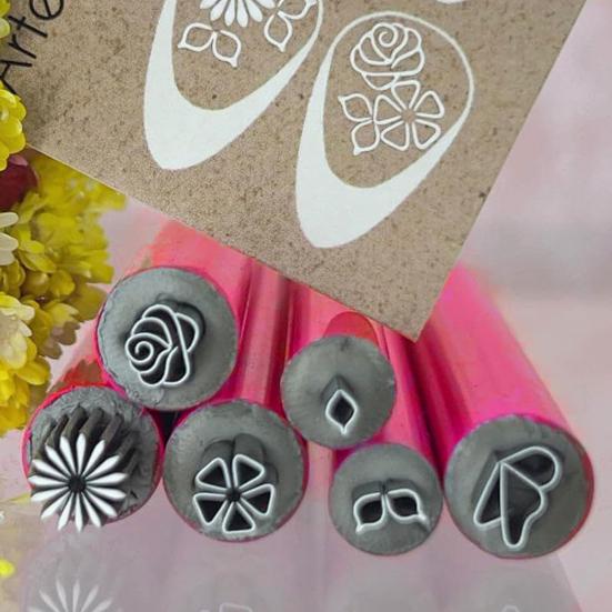 Yousheng 10Pcs Nail Art Stamp Pen Set Nail Art Pen Set Easy to Clean Nail Graffiti Dotting Tools for Manicure Floral Geometric Patterns Portable DIY