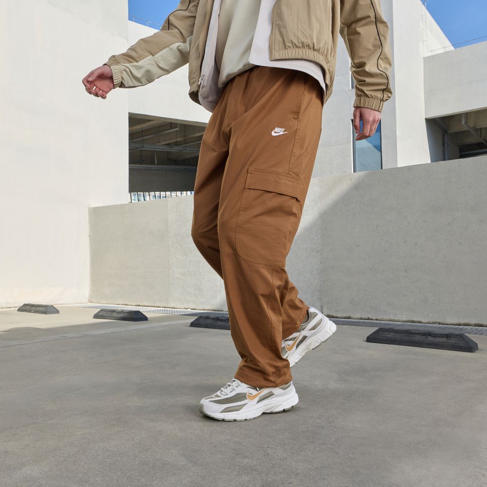 Nike Cargo Pants Men s Brown Moderate M