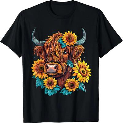 Cute Scottish Highland Cow with Sunflowers Design T-Shirt