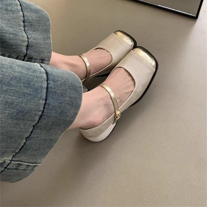Fashion 2024 New Fashionable Metal Round Head Women's Shoes Retro Small Fragrant Style Thick Heel Mary Jane Single Shoes