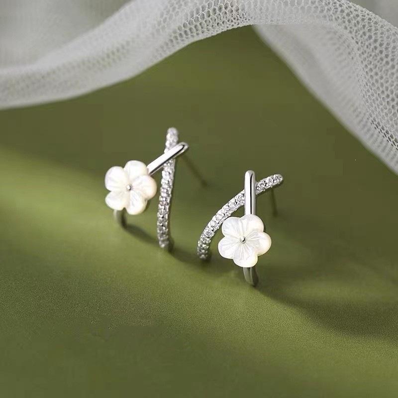 925 Sterling Silver Flower Earrings - 2023 Light Luxury Studs for Women
