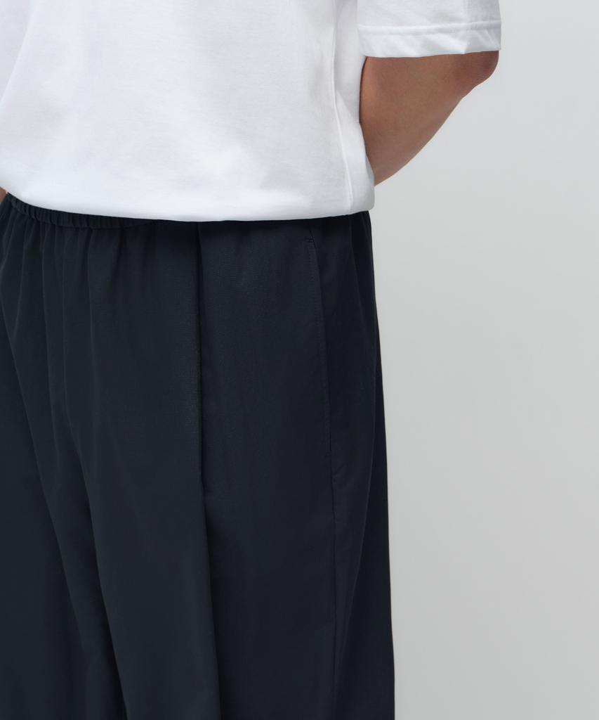 Musinsa Standard Airy Dot Wide Elastic Waist Pants [Navy]