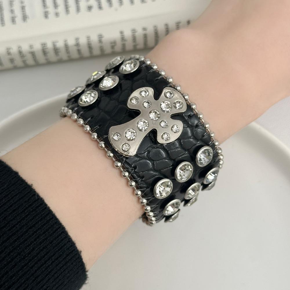 

Adjustable Pu Leather Bracelet Y2k Cross Bangle Fashion Rivet Cuff Party Style 4