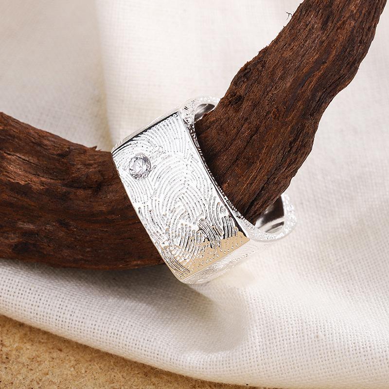 1pc Square Diamond-set Textured Broadface Rings For for Women Men Vintage Gorgeous Jewelry Gift Party Accessories Anniversary