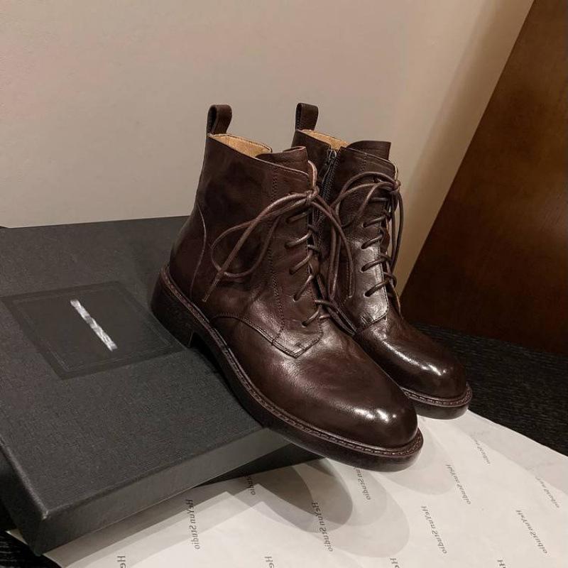 Autumn and winter women's leather boots leather large size medium boots lace-up versatile medium heel round head thick-soled sheepskin Martin boo