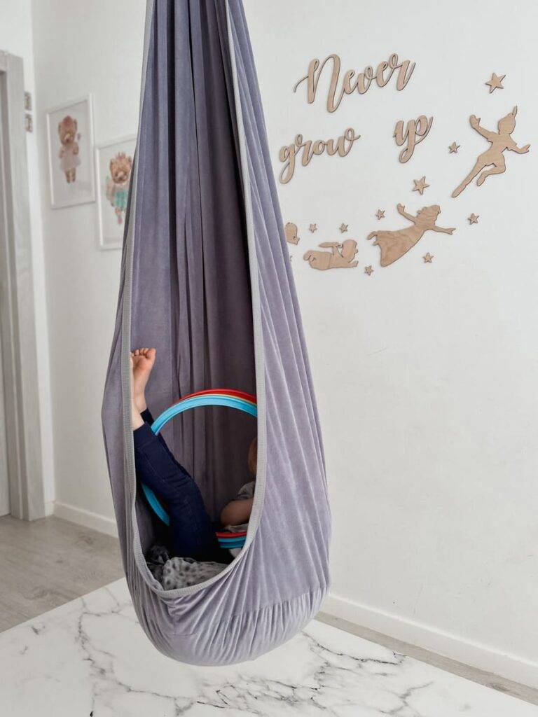 Kokonová houpačka - pudrová