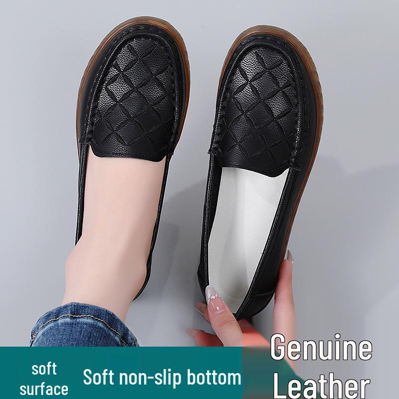 Plus Size Genuine Leather Women's Embroidered Loafers - Comfortable Casual Moccasins for Moms