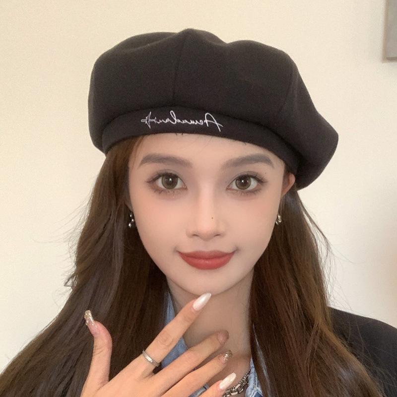 New Beret Children's Autumn Versatile Face Small Painter Hat Winter Warm Literary Retro Octagonal Hat