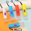 Kreativer LED-Schlüsselanhänger-Taschenlampe - Kleines Geschenk für Verkehr, Fahren & Mehr