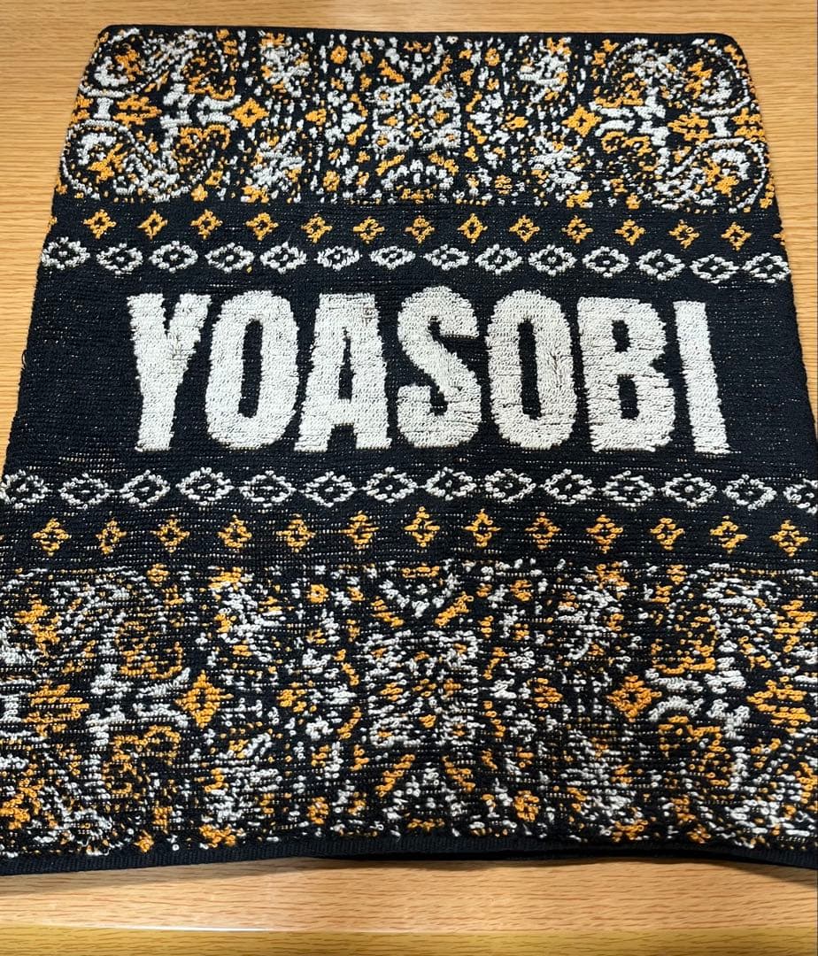 

[Б/У] товары YOASOBI