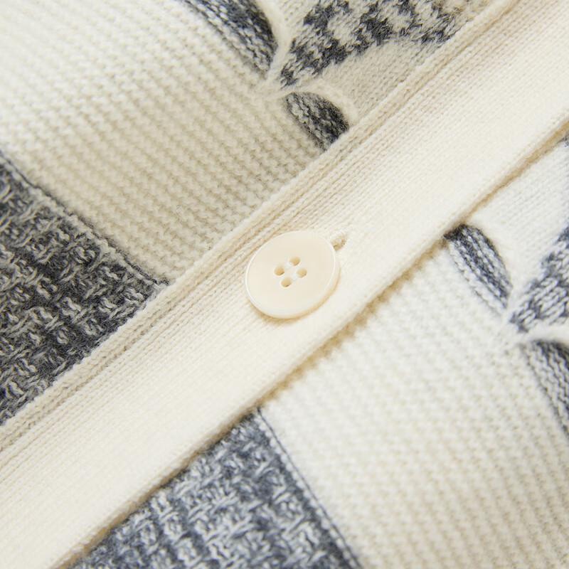 Broadcast Women's Elegant V-neck Knit Cardigan