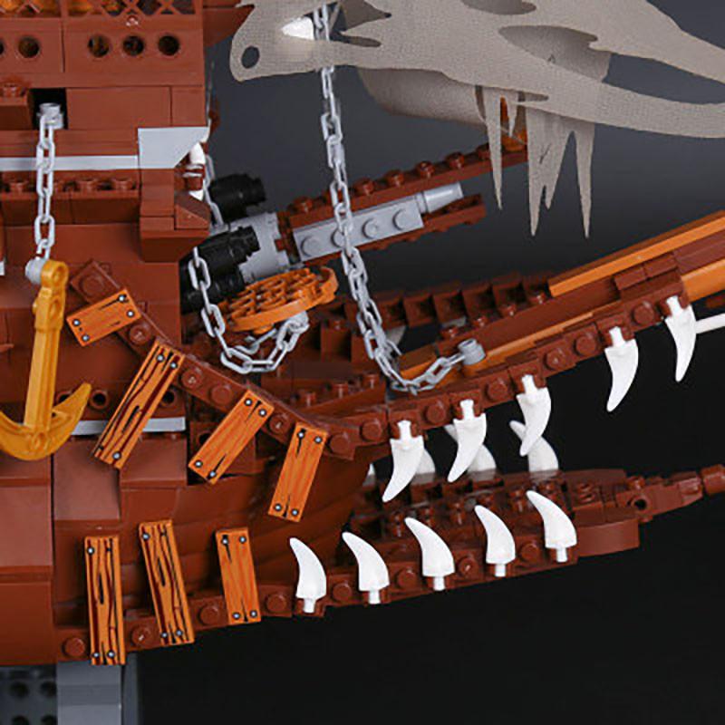 In Stock 3652pcs Flying Dutchman Display GhostShip Sea Sailing Ship 16016 Building Block Toys