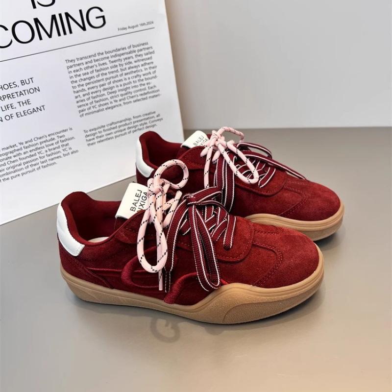 

Чжао Чжаои такие же красные немецкие тренировочные туфли женские туфли платформа 2025 весна и осень новые ретро вышитые повседневные спортивные туфли 40 красный