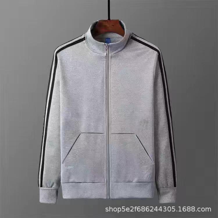 Lässiger Herrenanzug im College-Stil für Frühling und Herbst, bestehend aus Pullover, Strickjacke und Hose mit Drei-Stab-Detail