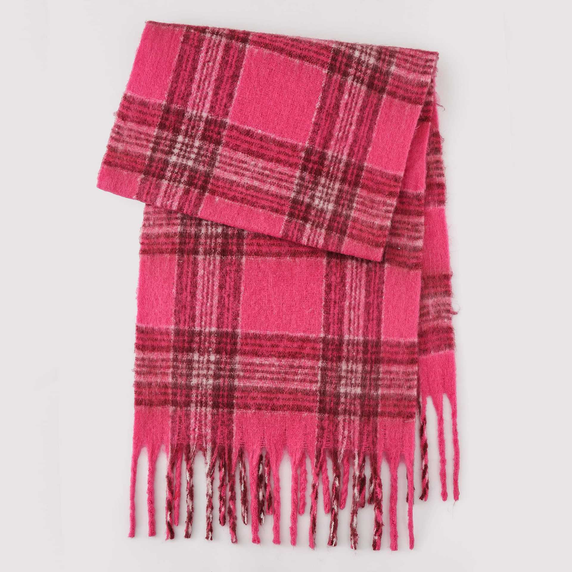 

New England Christmas red plaid scarf women s fashion versatile warm circle yarn fringed scarf skin-friendly and thicker