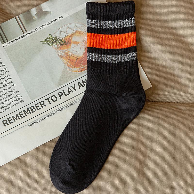 Men's Spring and Autumn Trend Is Simple and Colorful Stripes Absorb Sweat Breathable Sports Tube Socks