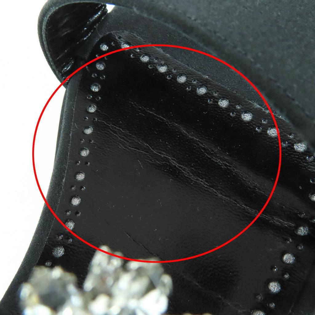 Sandálias Pristine MANOLO BLAHNIK TITUBAFLAT Bijoux seda preta 38 665.99WTIFCRE010 Usado