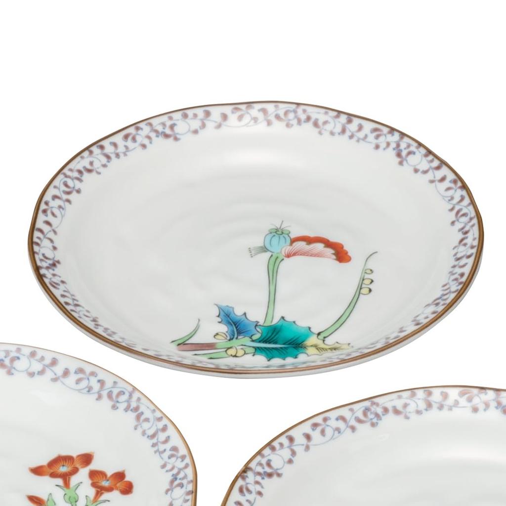 Kutani Ware Iwataya (Kutaniyakiiwataya) Set of Plates (No. 6) with a Different Design of the Moon Fairy K8-62