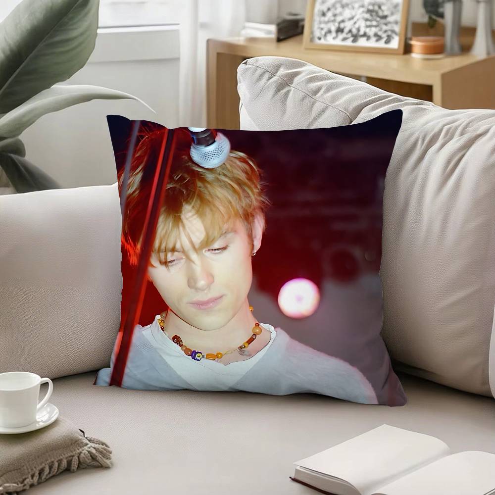 Creative H-Damon Albarn-H Funny Throw Pillow Covers Pattern Cushion Cover Suitable For Sofa Bedroom Car Pillow Cover