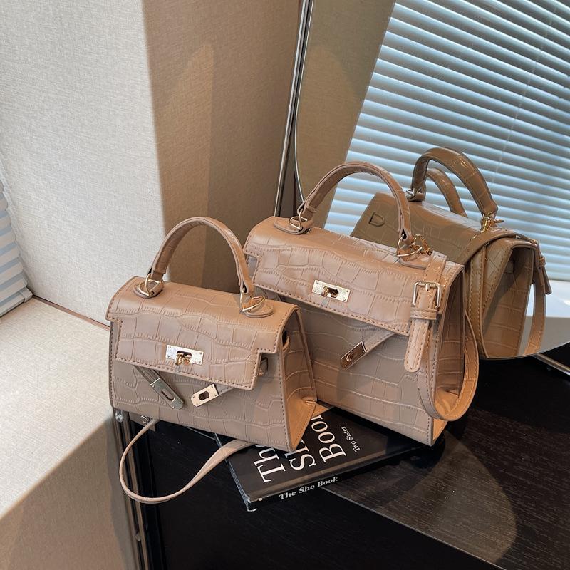 

Сумка женская новая модная на плечо кроссбоди large хаки