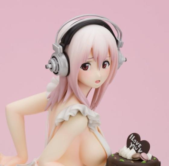 Super Sonico Valentine Scale PVC Painted Finished Ver. (1/7 Product)