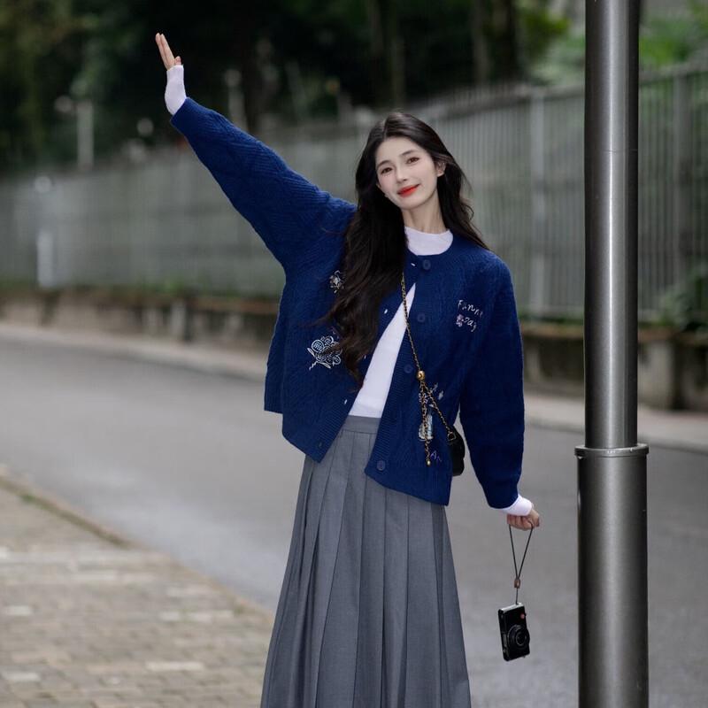 Inman Women's Retro Jacquard Knit Cardigan