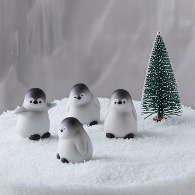 2 Pcs Miniature Penguin Figurines, Cute Tiny Resin Penguin Figures, Mini Arctic Animals Cake Topper for Fairy Garden, Micro Landscape, DIY Crafts