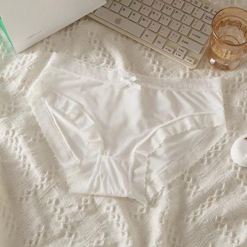 Girl Spring and Summer Pure Color Ice Silk Quick Dry Breathable Waist Triangle Briefs