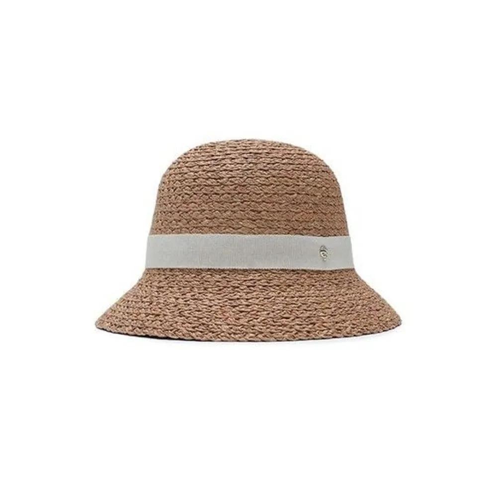 

Nikki HAT51378-Nougat/Cream YOU