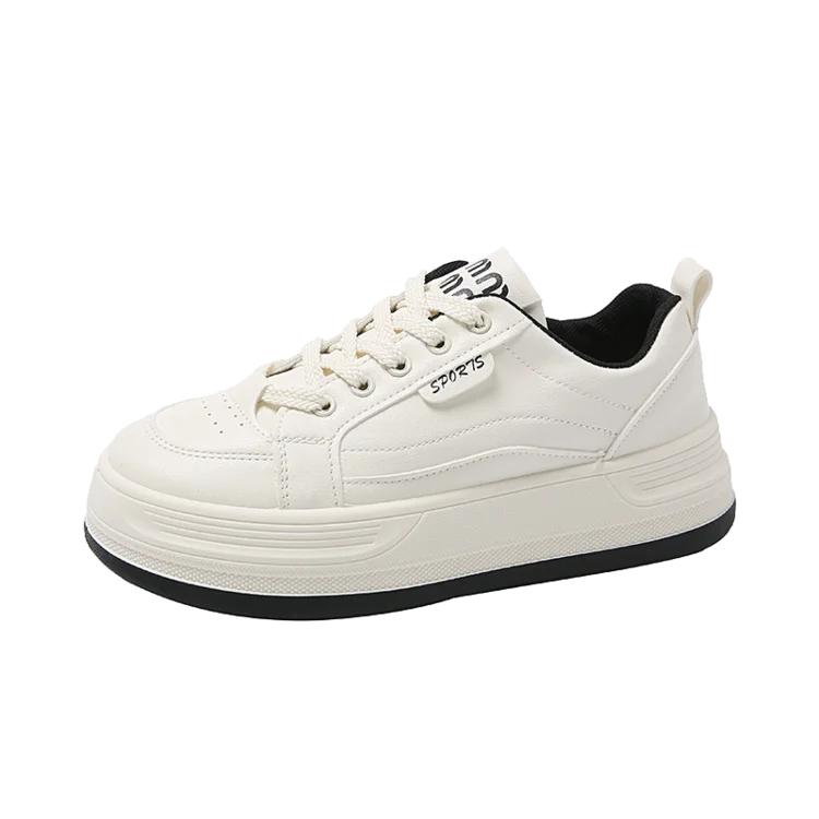 Mode 2024 Neue beliebte Casual Sports Dicke Sohle Kleine weiße Damenschuhe Frühling Sommer Vielseitige Nischenbrettschuhe