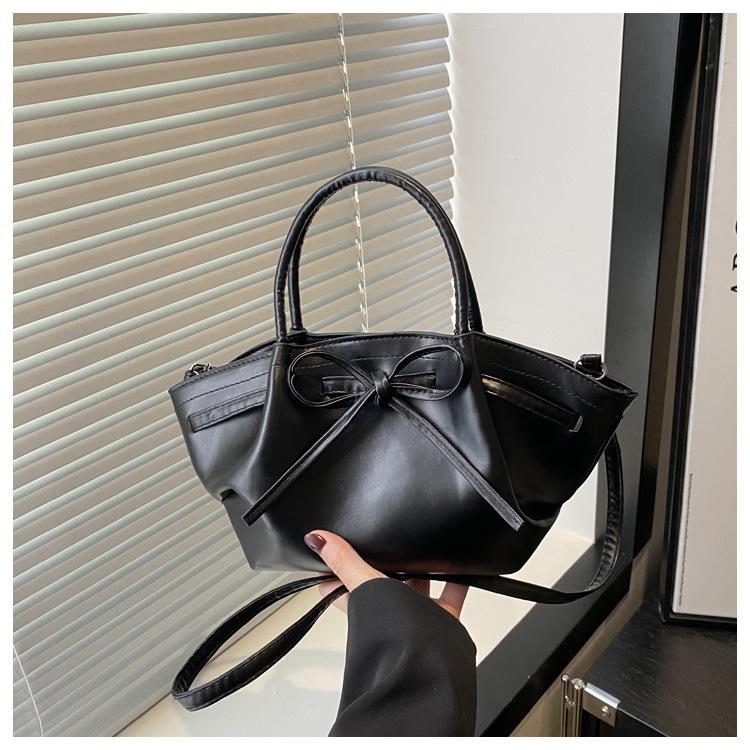 Korean Niche Portable Vegetable Basket Bag Women's Spring 2025 New Trendy Fashion Bucket Bag Bow Messenger Bag