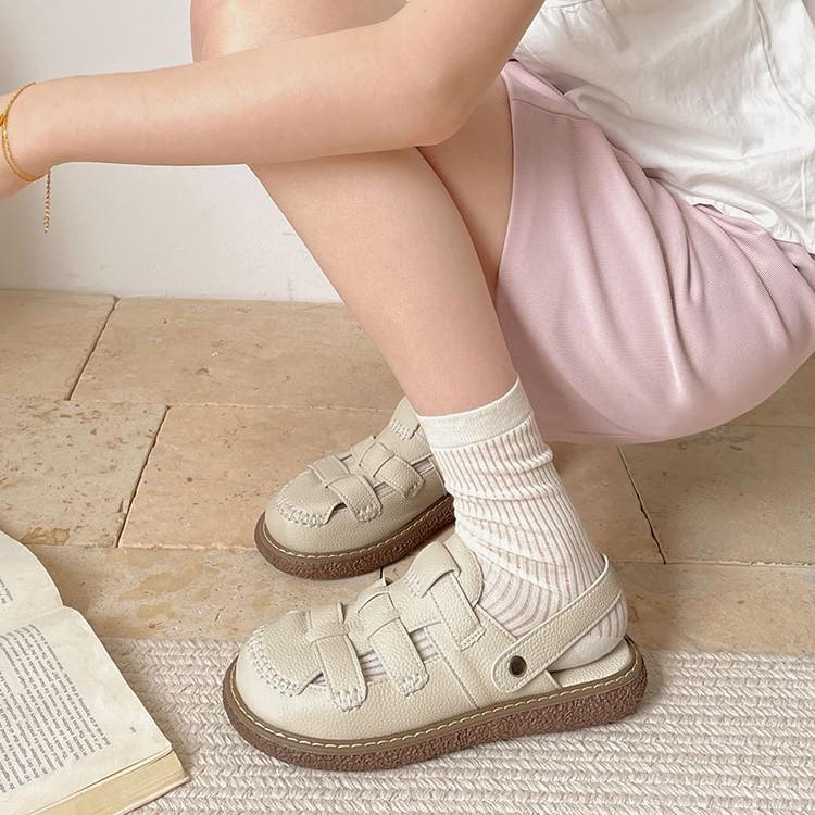 Light commuting white retro non-slip bag head thick-soled slippers for women's summer wear 2025 new height-enhancing cool slippers