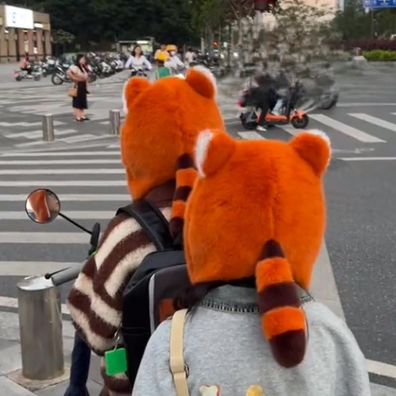Plush Eared Beanie Hat With Moving Ears For Winter Warmth And Windproof Comfort
