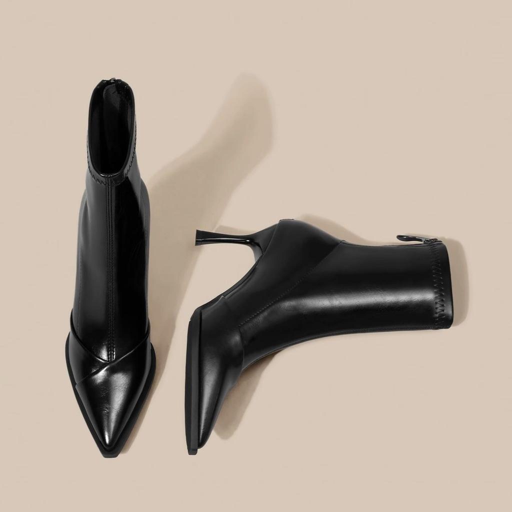 European and American Retro Pointed Autumn and Winter Short Boots Children's Temperament High Heels Patent Leather Thin Niche Pure Desire Wind 2025 Ne