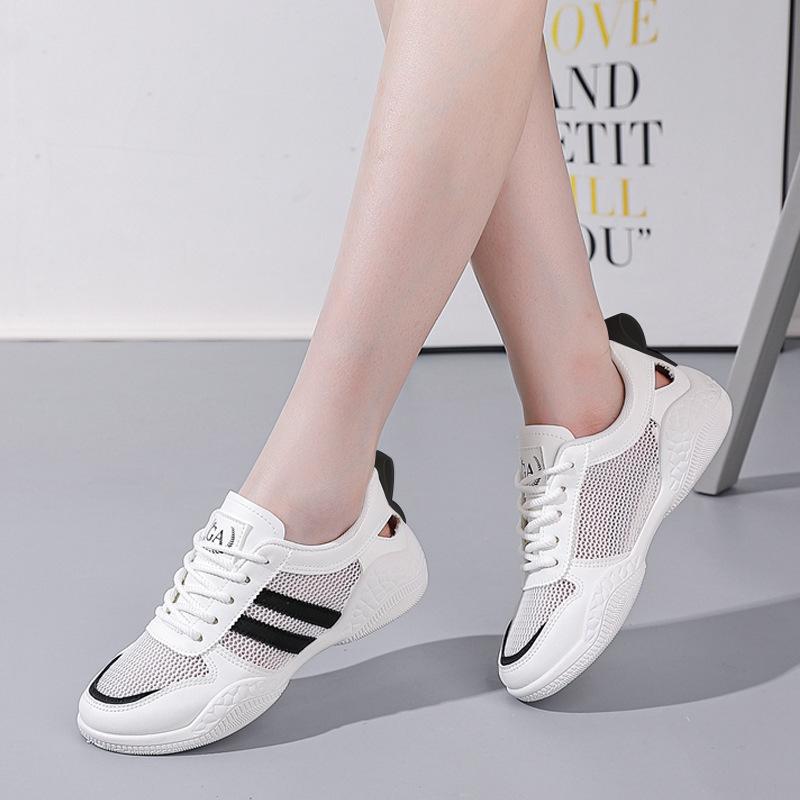 

Сетчатые полые маленькие белые туфли студенческие туфли 2025 весна и лето новые на плоской подошве дышащие повседневные туфли уличный стиль G8992 40