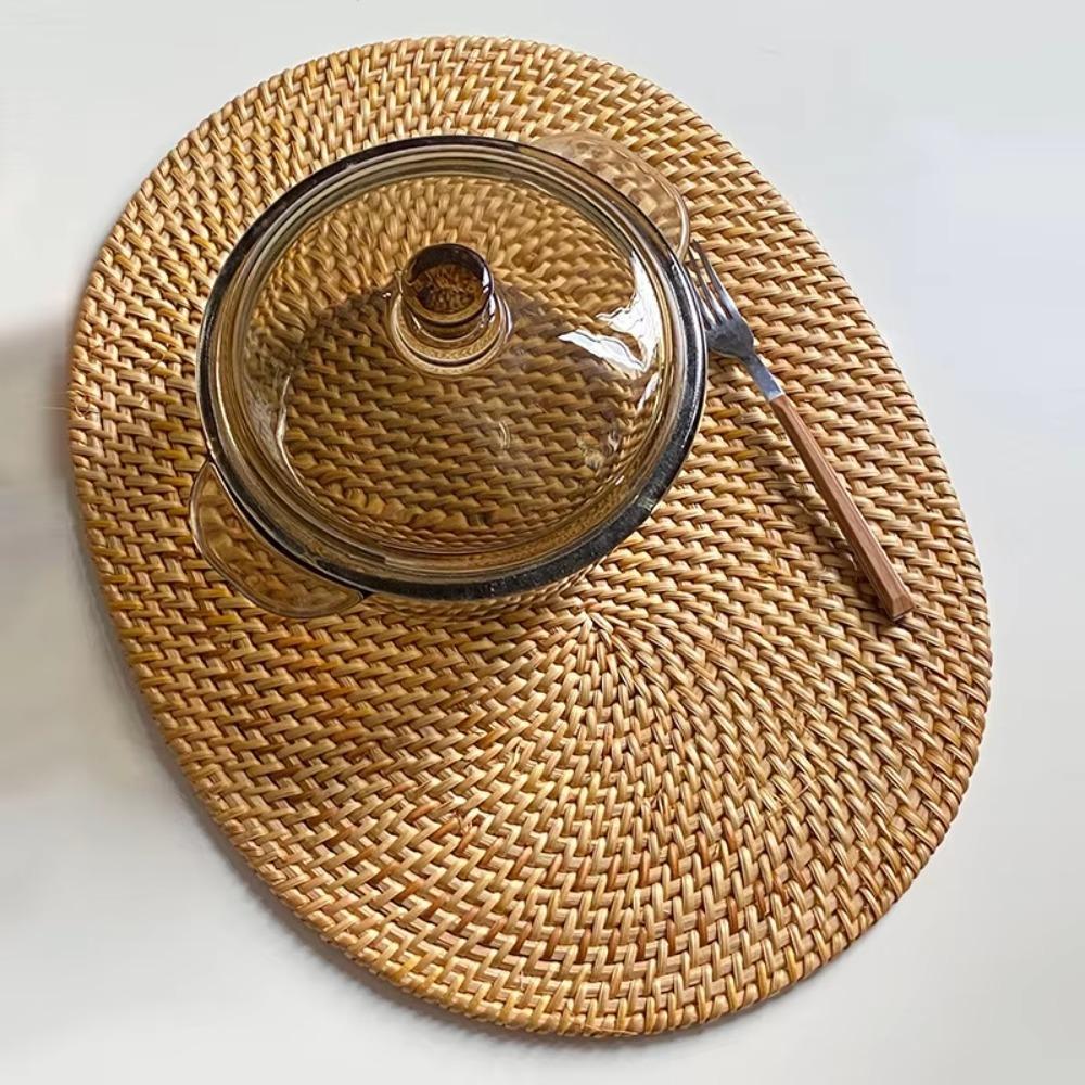 Heat-Resistant Oval Rattan Woven Placemat Handmade Non-Slip Table Mat Vintage Rustic Style Tableware Heat-Insulated Mat Dish