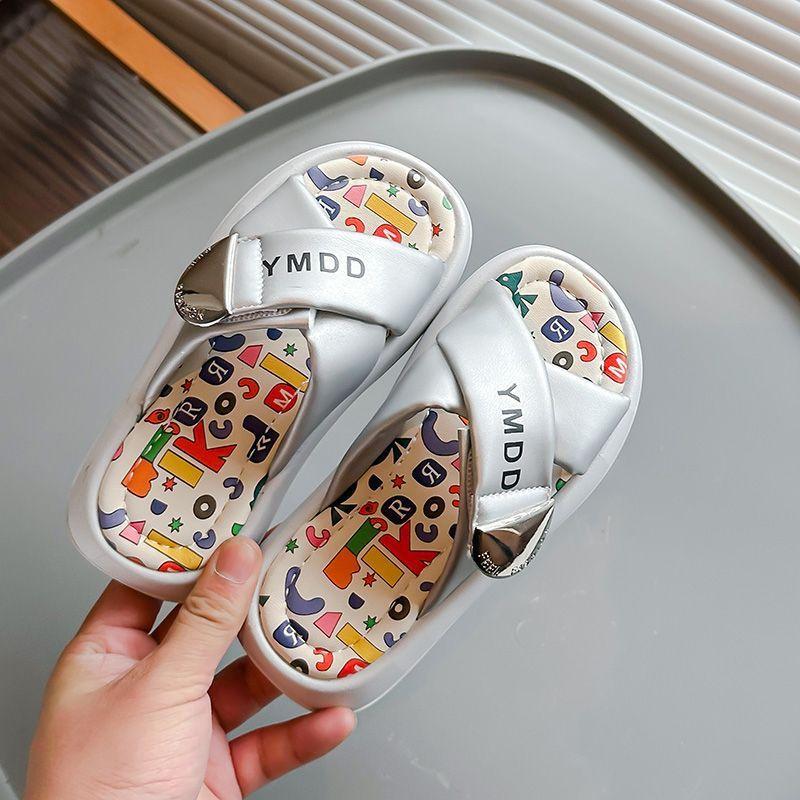 Fashion Child Slippers Simple Girls' Shoes Retro Girls' Slipper Soft Soled Beach Shoes Anti Slip Outdoor Slippers