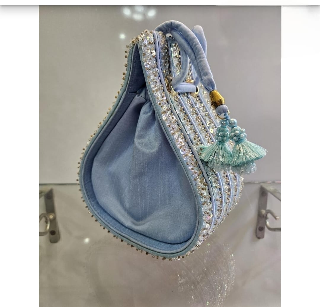 

Embroidered Ladies Handbag Handmade Blue Purse Party Clutch Bag for Women Affordable Gifts for Mom Friend Bridesmaid Wedding Gift for Her синій