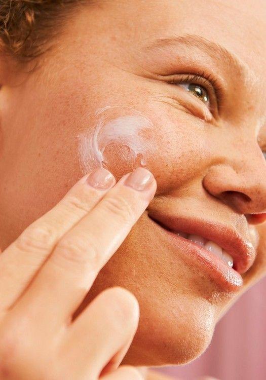 The Body Shop Edelweiss Intensywnie Wygładzający Krem na Dzień - 50ML