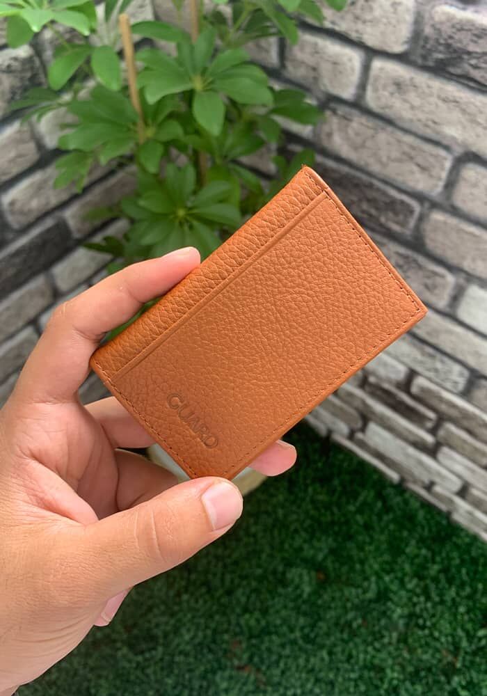 

Guard Hazelnut Leather Card Holder