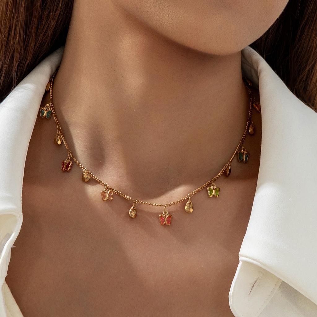 Light Luxury Color Diamond-encrusted Imitation Pearl Necklace, French Temperament Versatile Butterfly