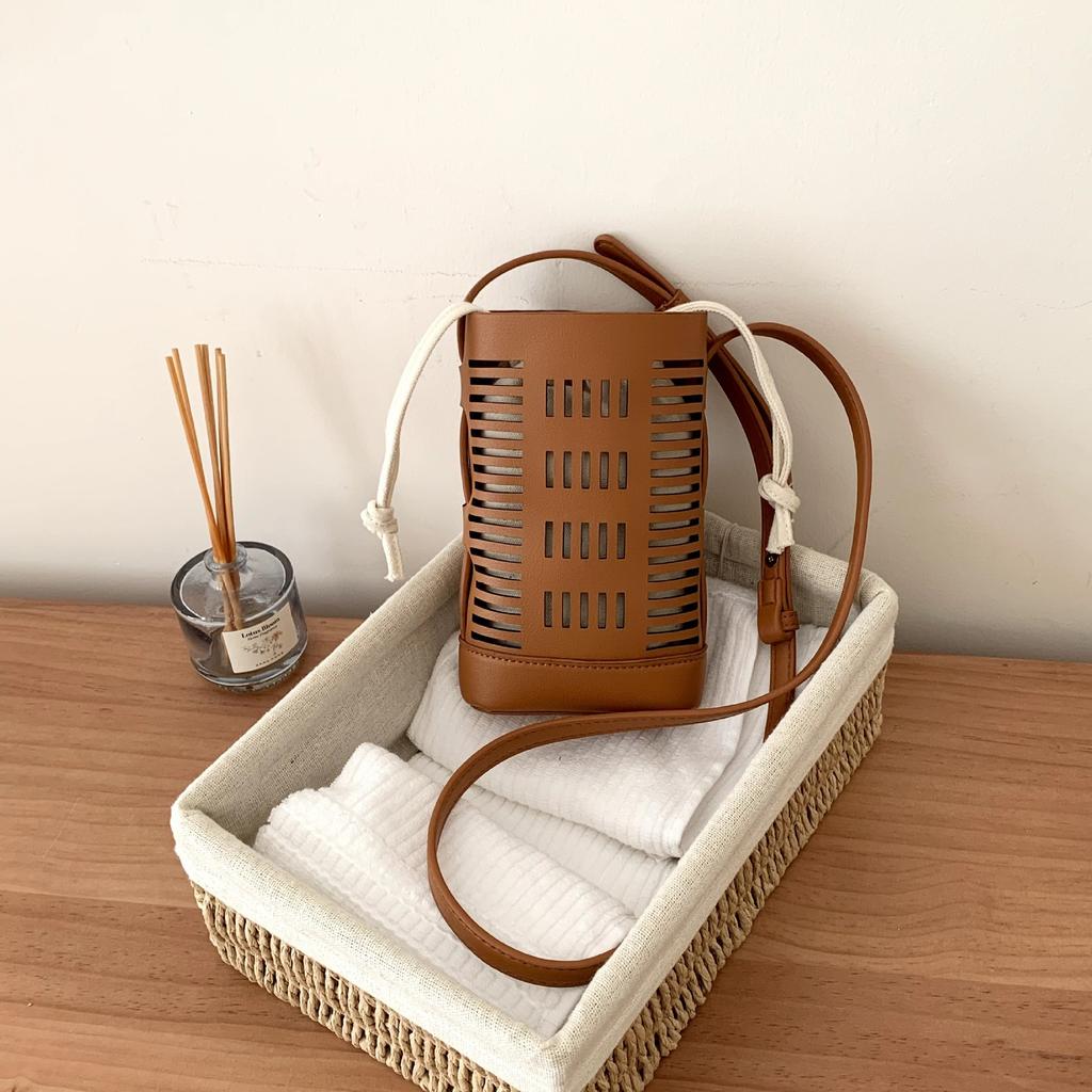 Vintage Hollow Women Shoulder Bag Handbags PU Leather Summer Solid Color lady Crossbody Bag small phone wallet