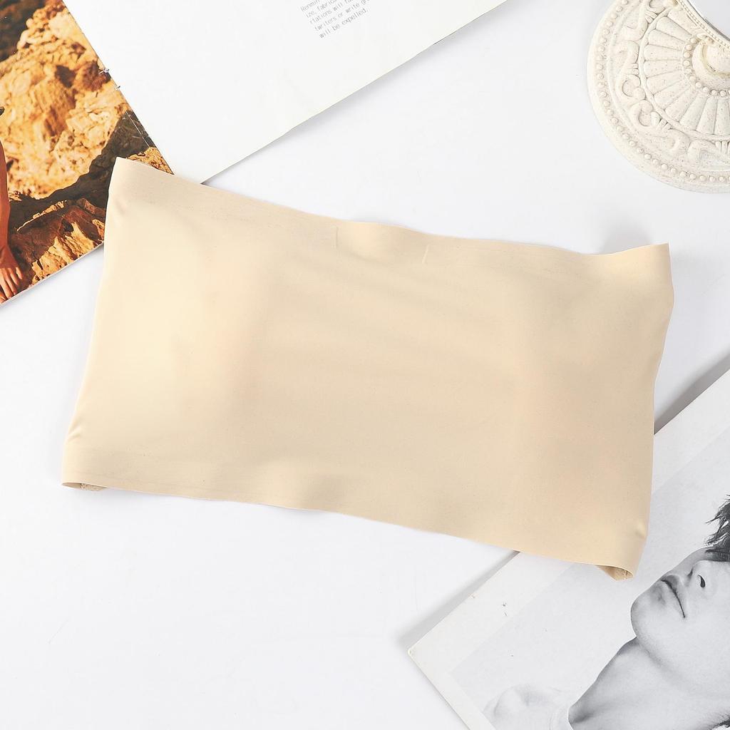 Seamless Strapless Ice Silk Bandeau with Chest Pad for Small Bust Gathering.