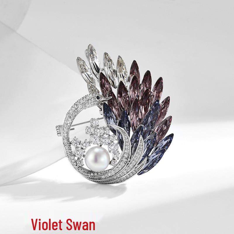 Exquisite Butterfly Rhinestone Brooch - Versatile 3D Floral Alloy Accessory for Women