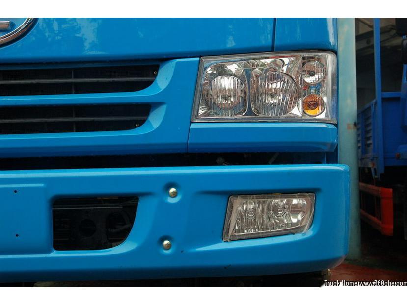 Jiefang Junwei & Xiaojinniu J5K Headlight Assembly for FAW Qingdao