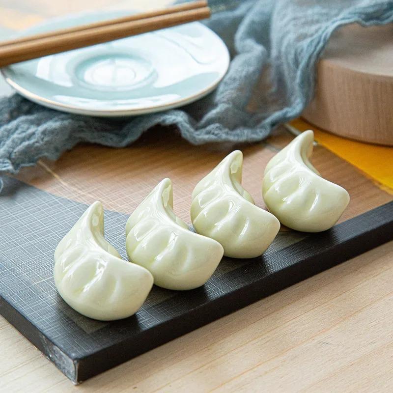Cute Dumpling Shape Ceramic Chopsticks Holder Stand Chopstick Rack Pillow Japanese Style Kitchen Tableware Tools