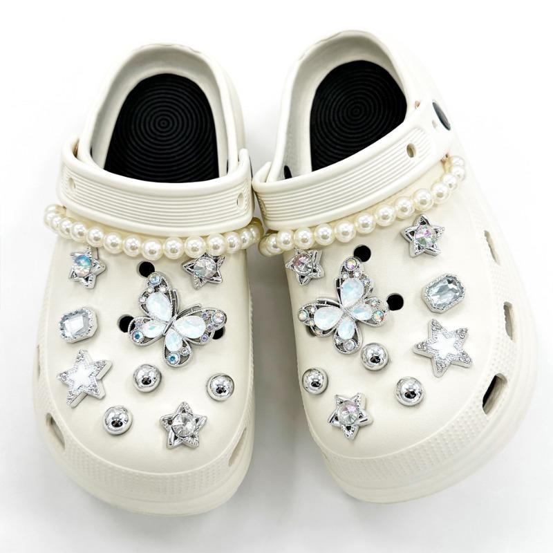 20 szt. Modny Zestaw Ozdób do Butów Akcesoria Klamra do Butów z Dziurkami Diament Motyl Gwiazda Perła Łańcuszek DIY Dekoracje na Buty Prezent dla Dziewczynek